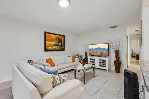 1044 NW 83rd Avenue Plantation FL 33322