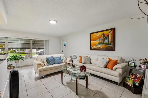 1044 NW 83rd Avenue Plantation FL 33322