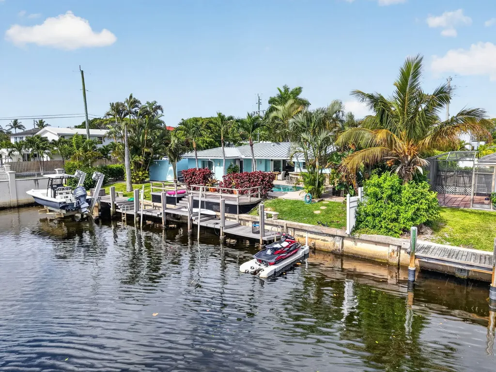 Boca Raton FL, 5800 NE 7th Avenue