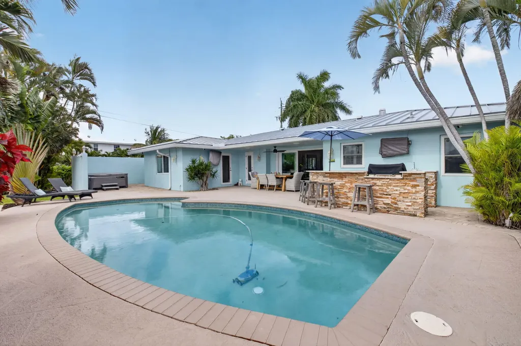 5800 NE 7th Avenue Boca Raton FL 33487