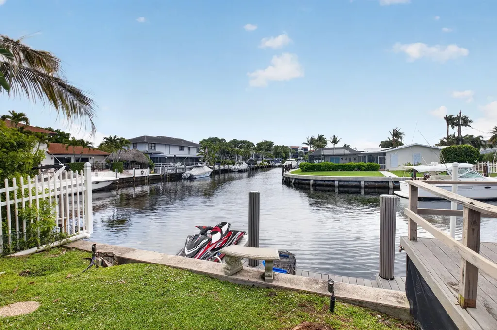 5800 NE 7th Avenue Boca Raton FL 33487