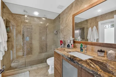 5800 NE 7th Avenue Boca Raton FL 33487