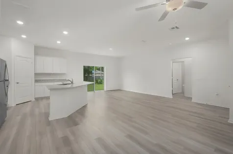 8835 W 98th Avenue Vero Beach FL 32967