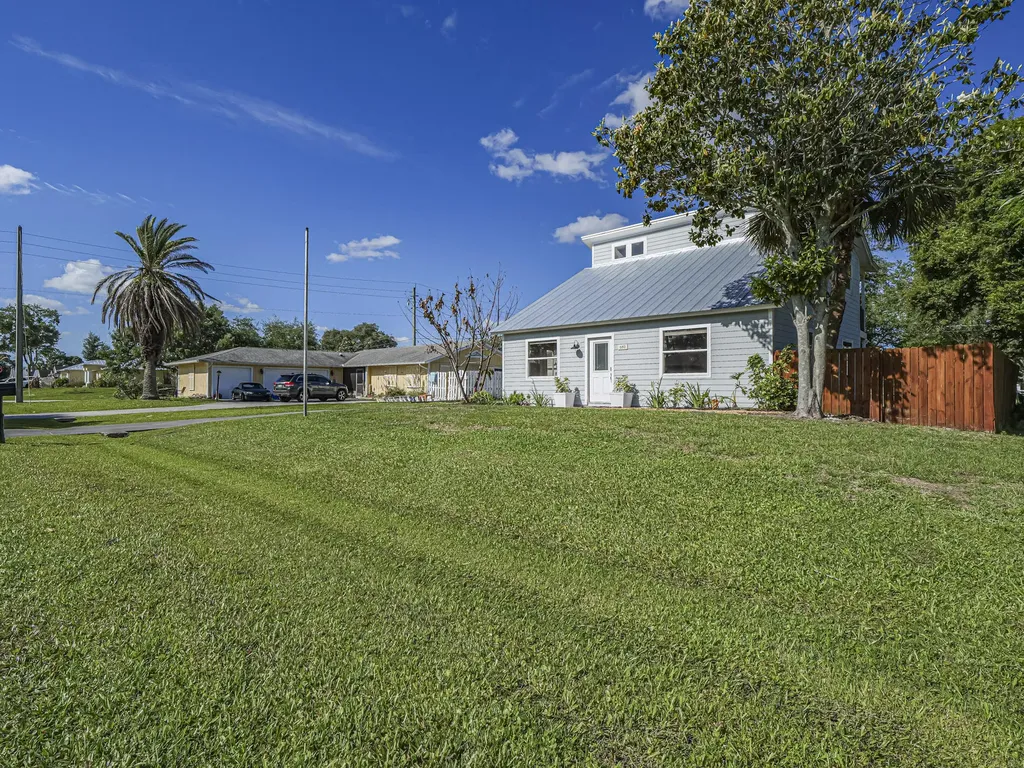 680 Mulberry Street Sebastian FL 32958