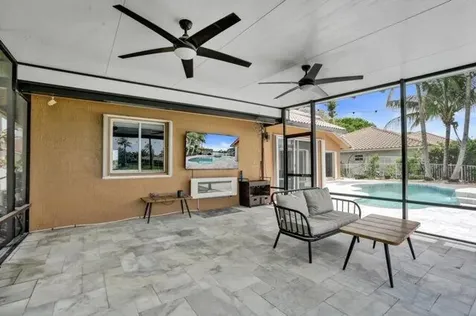 10248 SW 12th Street Pembroke Pines FL 33025