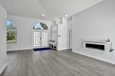 10248 SW 12th Street Pembroke Pines FL 33025