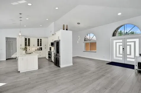 10248 SW 12th Street Pembroke Pines FL 33025