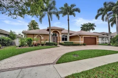 10248 SW 12th Street Pembroke Pines FL 33025