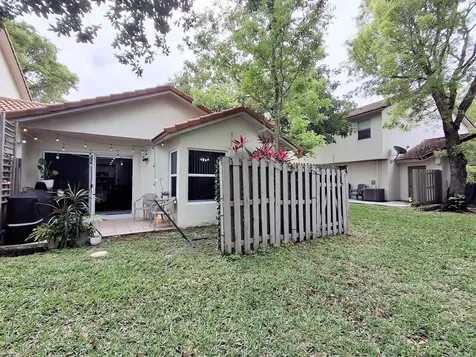 408 NW 108th Terrace NW Pembroke Pines FL 33026