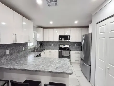 408 NW 108th Terrace NW Pembroke Pines FL 33026