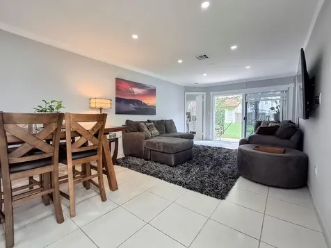 408 NW 108th Terrace NW Pembroke Pines FL 33026