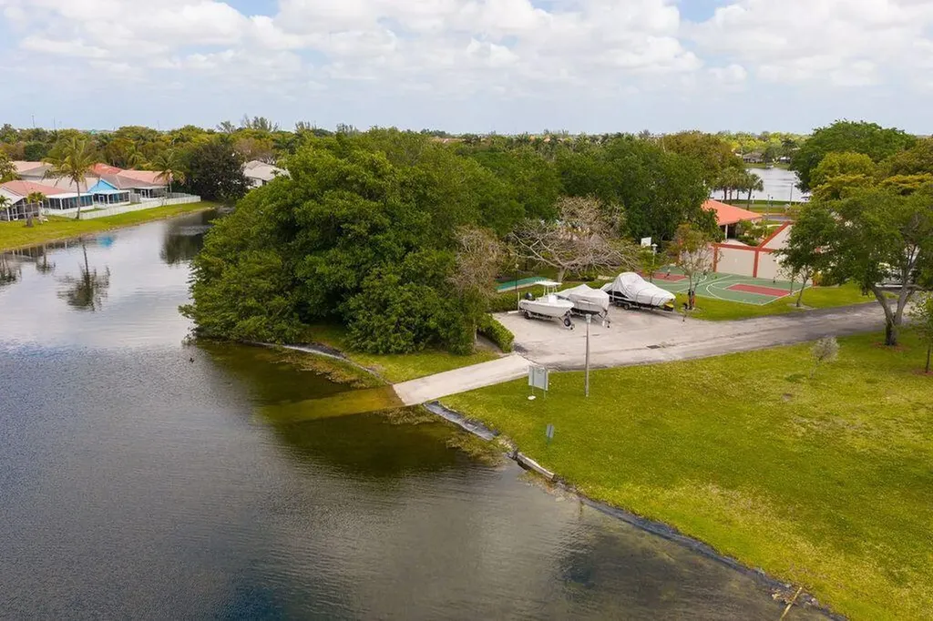 65 Centennial Court Deerfield Beach FL 33442