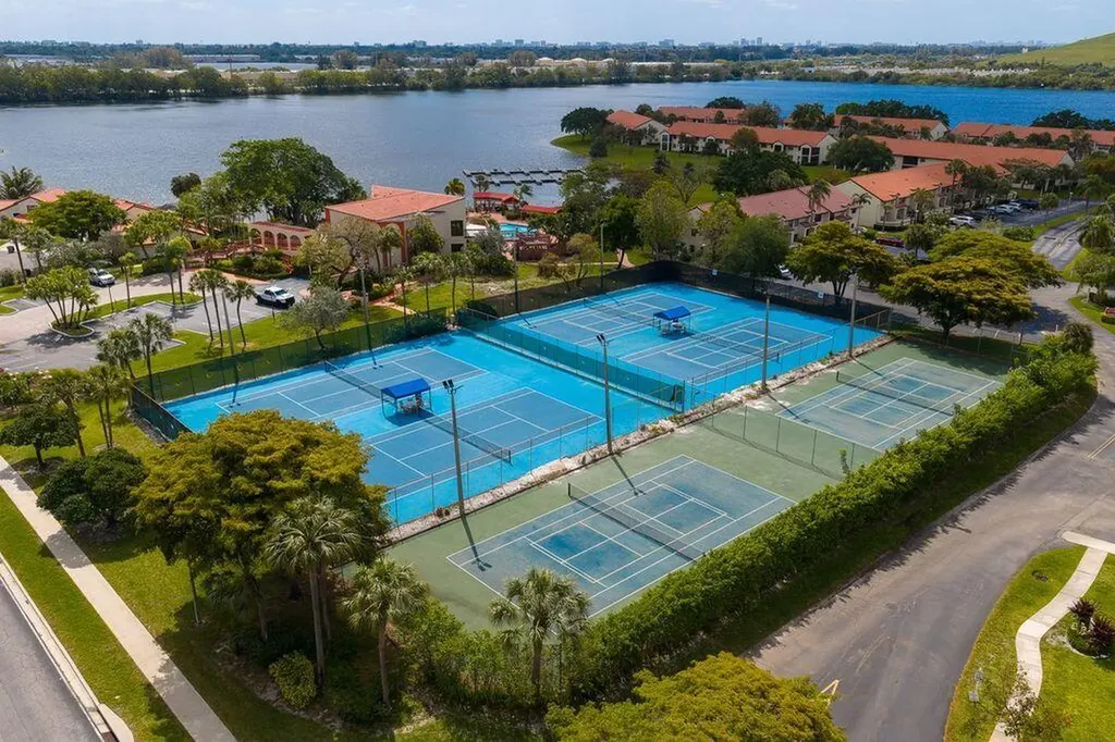 65 Centennial Court Deerfield Beach FL 33442