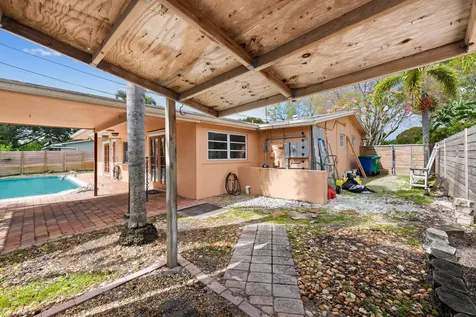 5018 SW 91st Terrace Cooper City FL 33328