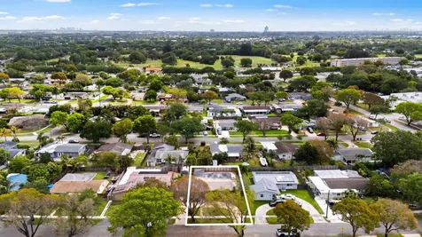 5018 SW 91st Terrace Cooper City FL 33328