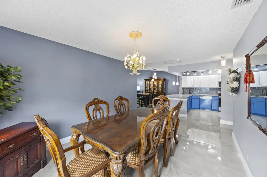2640 Gately Drive W West Palm Beach FL 33415