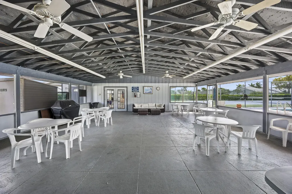 2640 Gately Drive W West Palm Beach FL 33415