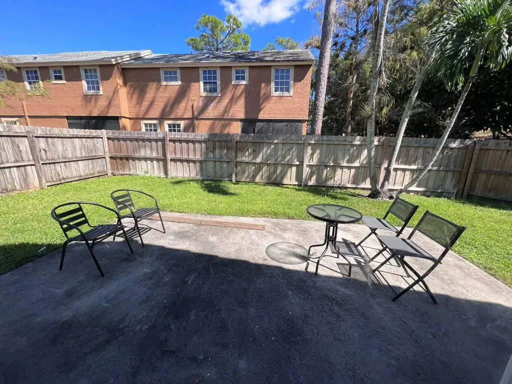 1598 Hawthorne Place Wellington FL 33414