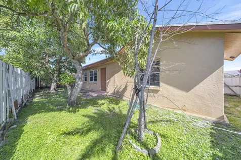 10308 Welleby Isle Lane Sunrise FL 33351