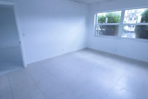465 Paradise Isle Boulevard Hallandale Beach FL 33009