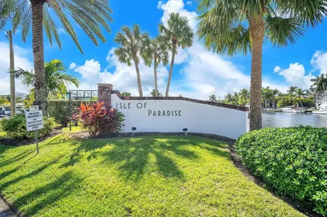 465 Paradise Isle Boulevard Hallandale Beach FL 33009