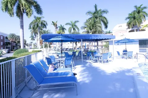 465 Paradise Isle Boulevard Hallandale Beach FL 33009