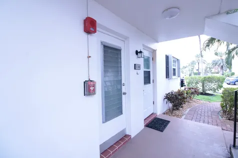 465 Paradise Isle Boulevard Hallandale Beach FL 33009