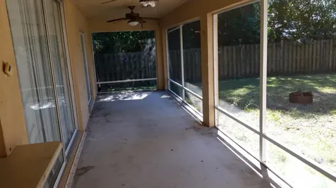 1672 SW Pleasant Lane Port St Lucie FL 34984