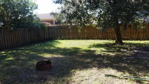 1672 SW Pleasant Lane Port St Lucie FL 34984