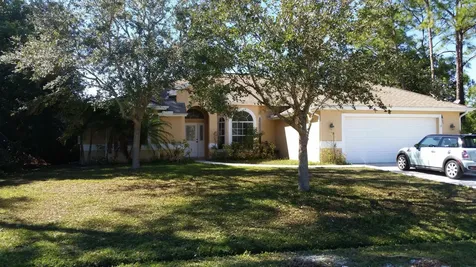 1672 SW Pleasant Lane Port St Lucie FL 34984