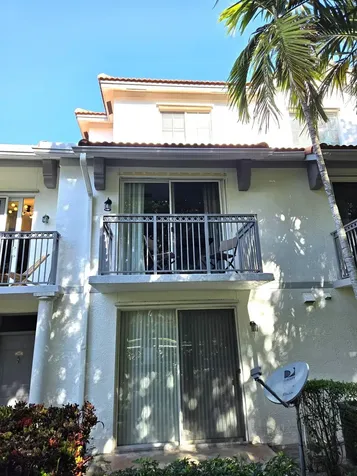 2024 Alta Meadows Lane Delray Beach FL 33444