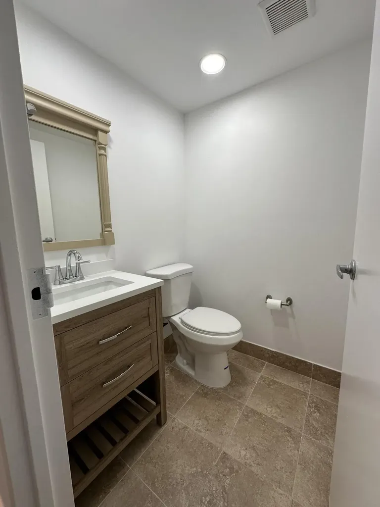 50 Monaco Delray Beach FL 33446