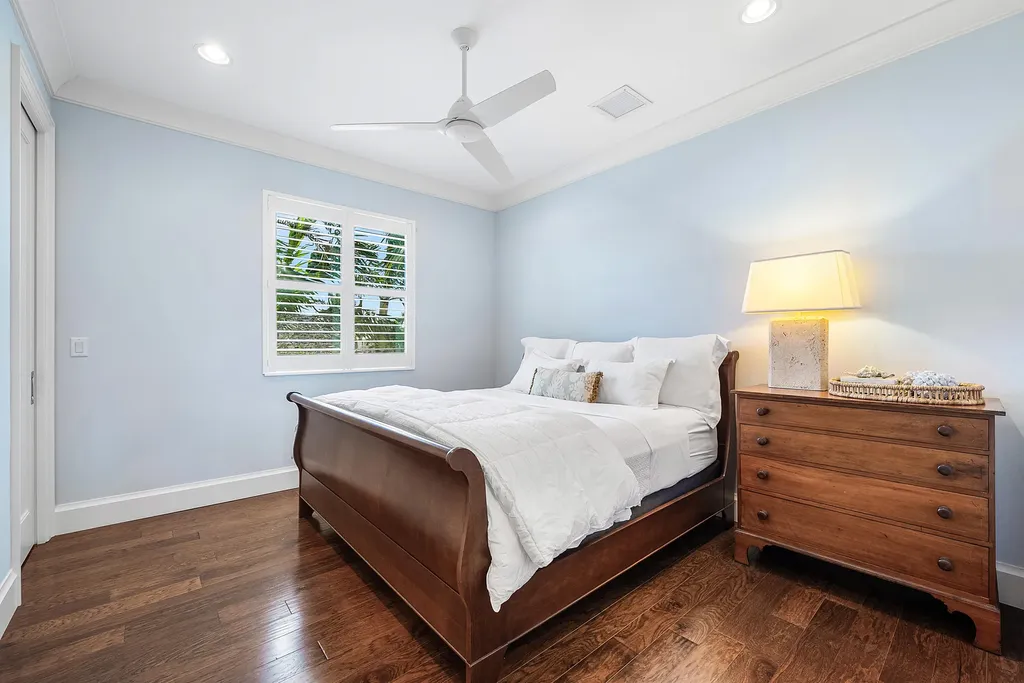 33 Spanish River Drive Ocean Ridge FL 33435