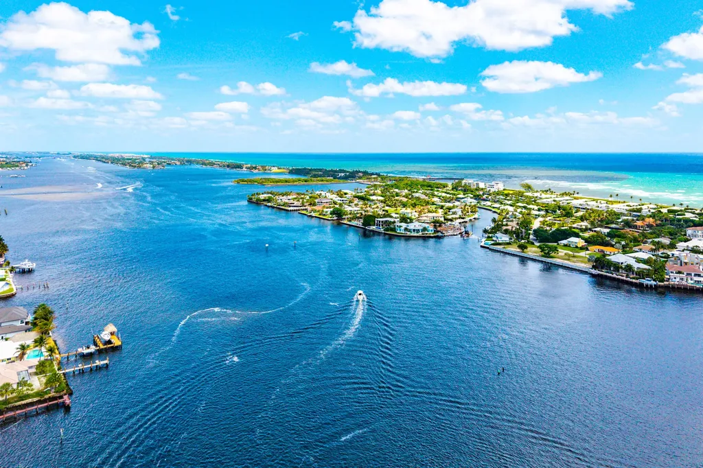 33 Spanish River Drive Ocean Ridge FL 33435