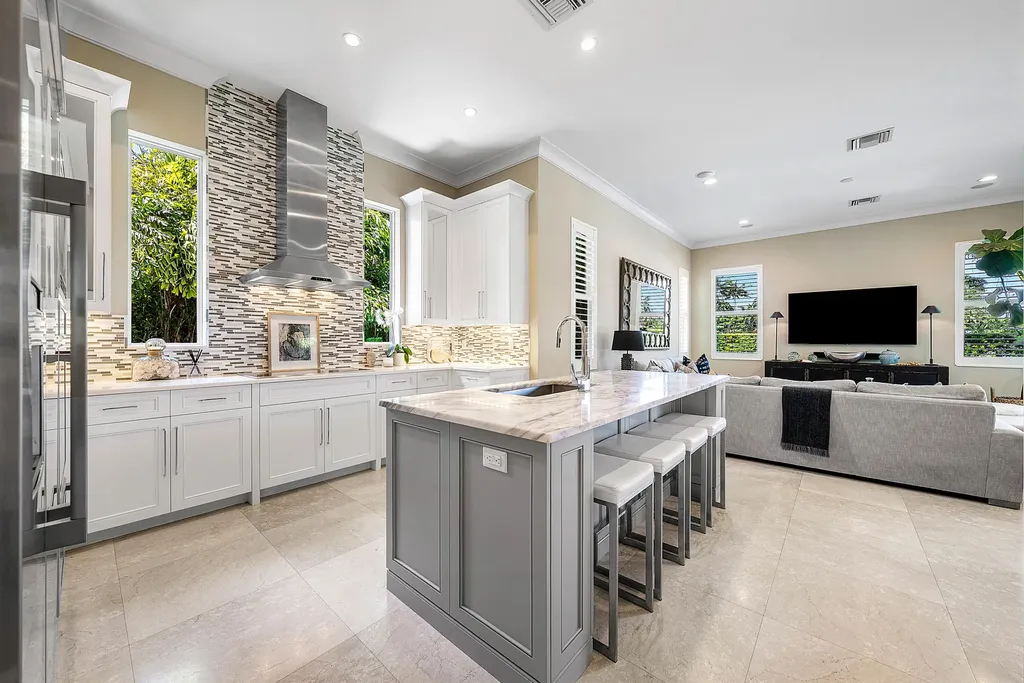 33 Spanish River Drive Ocean Ridge FL 33435