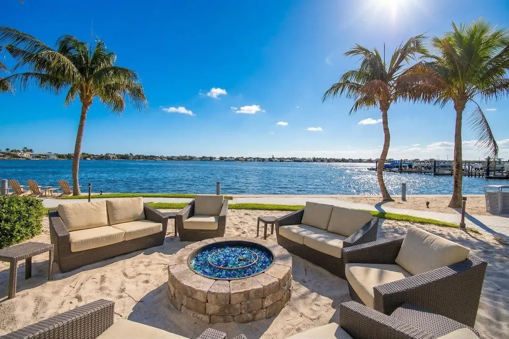 103 Water Club Court S North Palm Beach FL 33408