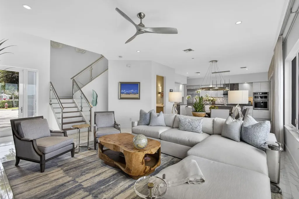 103 Water Club Court S North Palm Beach FL 33408