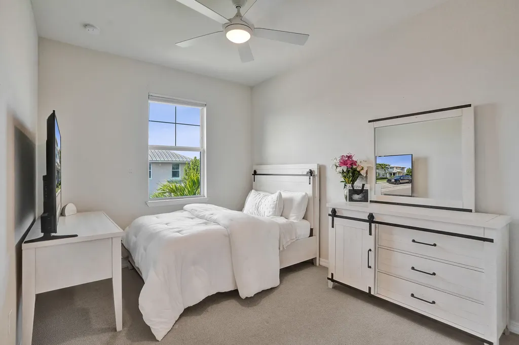 1300 Eucalyptus Drive Hollywood FL 33021