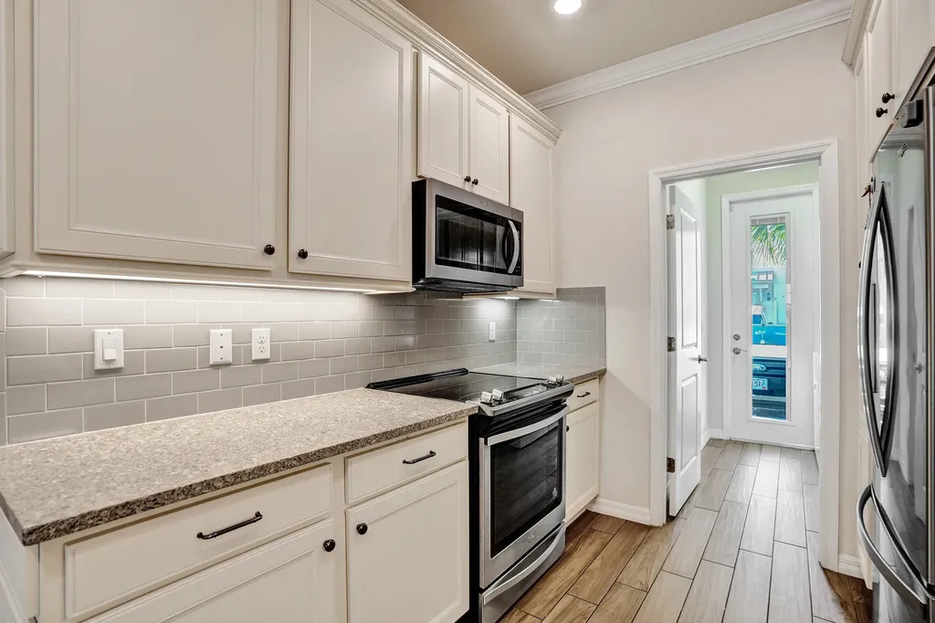 1300 Eucalyptus Drive Hollywood FL 33021