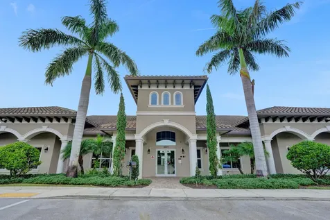1300 Eucalyptus Drive Hollywood FL 33021