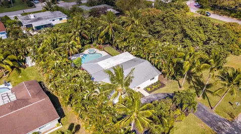 1711 Gregory Road Lake Clarke Shores FL 33406