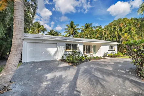 1711 Gregory Road Lake Clarke Shores FL 33406
