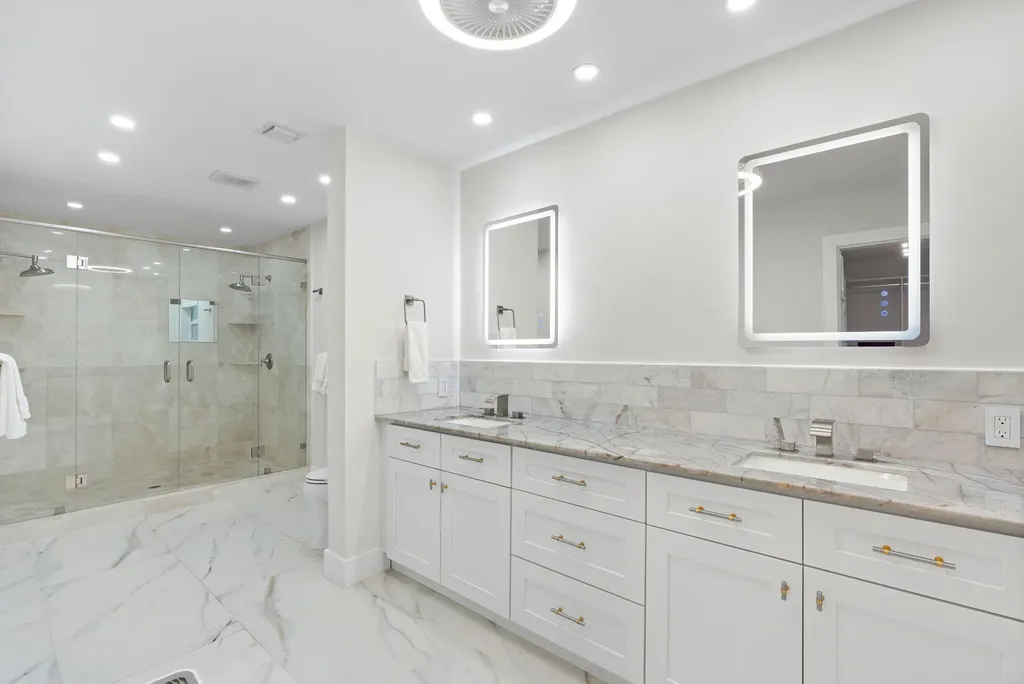 1114 W Cypress Drive Pompano Beach FL 33069