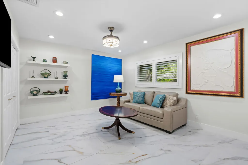 1114 W Cypress Drive Pompano Beach FL 33069