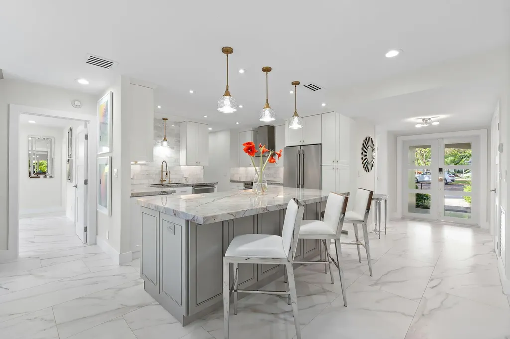 1114 W Cypress Drive Pompano Beach FL 33069