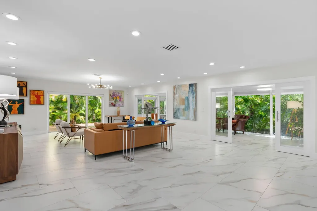 1114 W Cypress Drive Pompano Beach FL 33069