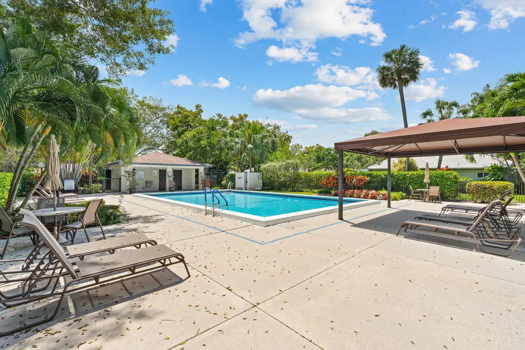 1114 W Cypress Drive Pompano Beach FL 33069