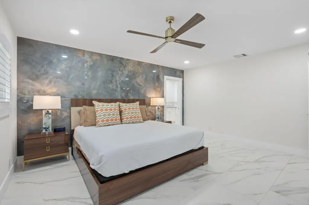 1114 W Cypress Drive Pompano Beach FL 33069