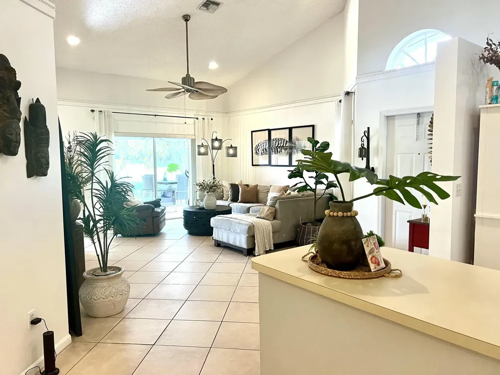 10614 Lake Shore Drive Wellington FL 33414