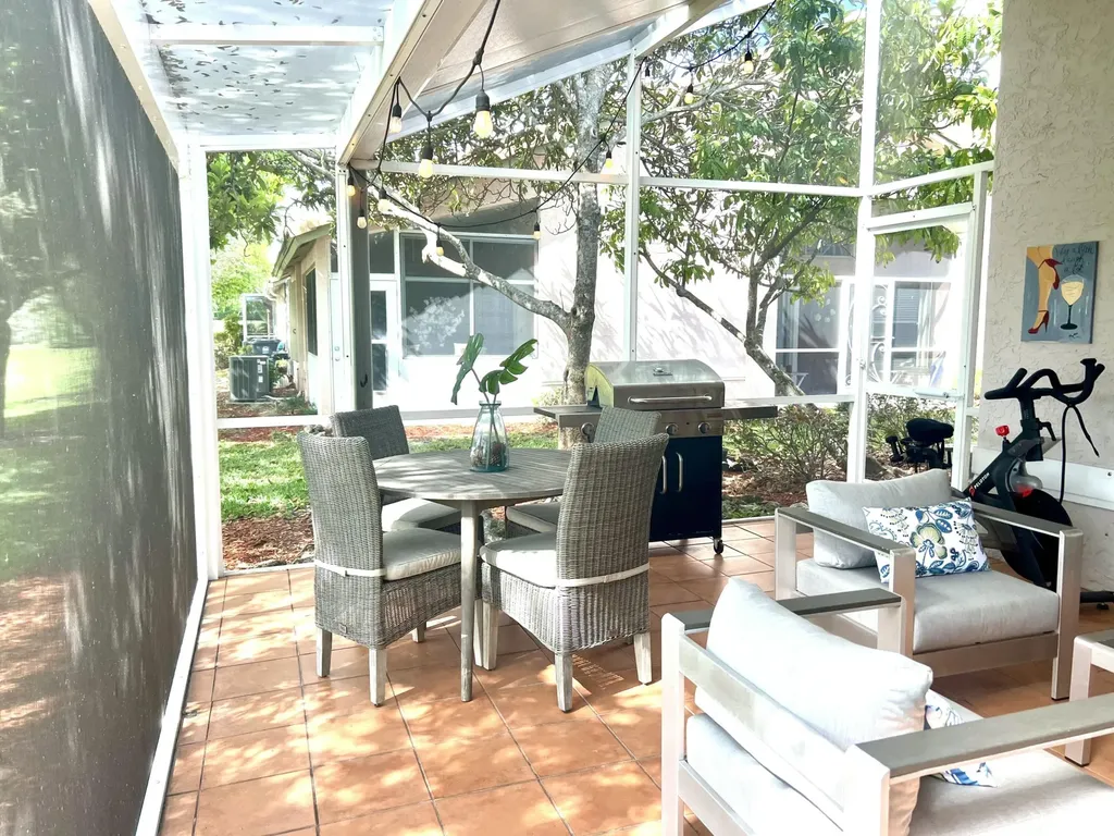 10614 Lake Shore Drive Wellington FL 33414